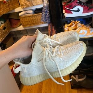 Yeezy boost sneakers 350